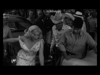 breast fell out - marilyn monroe (marilyn monroe) in the movie the misfits big tits big ass natural tits granny