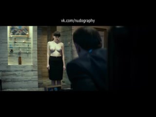 julia snigir topless in the movie pro love (2015)